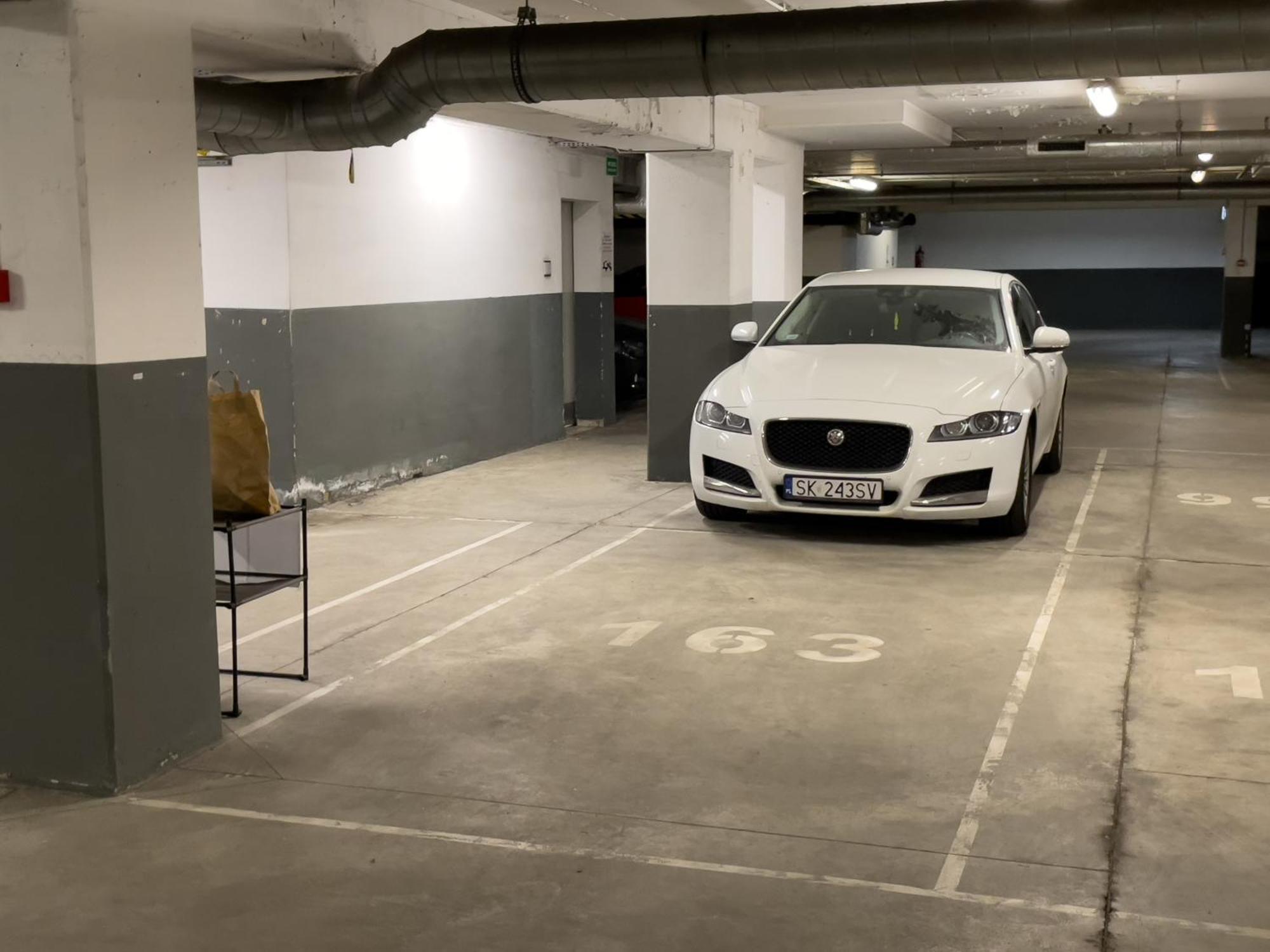 Urban Premium Baildona No 11 Free Garage, Self Check-in *